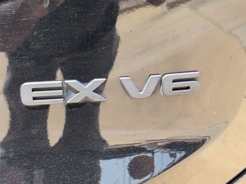 Used 2021 Kia Telluride EX w/ EX Premium Package AWD/4WD image 6