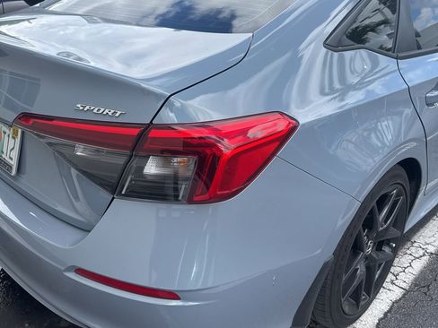 Used 2023 Honda Civic Sport image 3