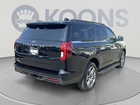 Certified 2025 Ford Expedition Active AWD/4WD image 16