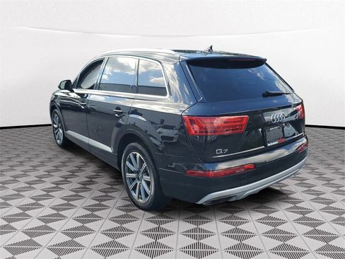 Used 2019 Audi Q7 3.0T Premium Plus w/ Premium Plus Package image 4