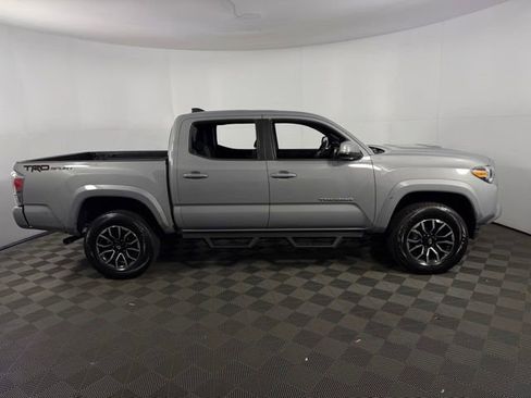 Used 2021 Toyota Tacoma TRD Sport image 10