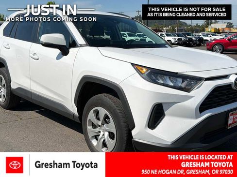 Used 2021 Toyota RAV4 LE AWD/4WD image 1