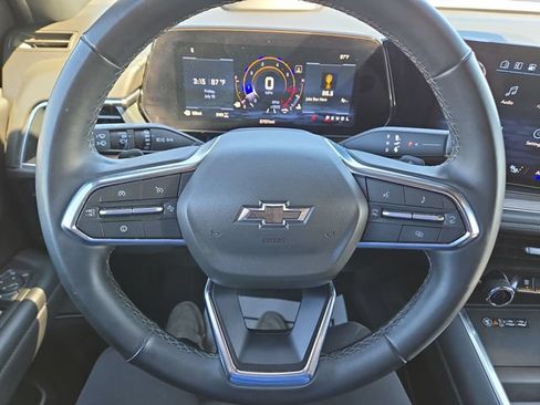 Used 2025 Chevrolet Tahoe Z71 AWD/4WD image 18