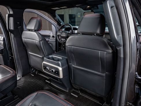 Used 2023 Ford Expedition Limited RWD image 33