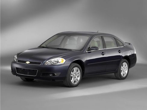 Used 2013 Chevrolet Impala LTZ FWD image 1