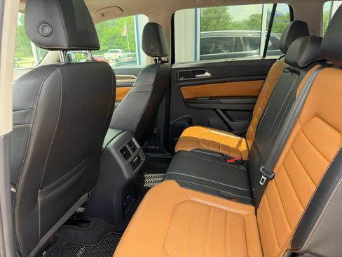 Used 2019 Volkswagen Atlas SEL Premium AWD/4WD image 14
