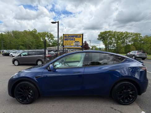 Used 2020 Tesla Model Y Long Range AWD/4WD image 8