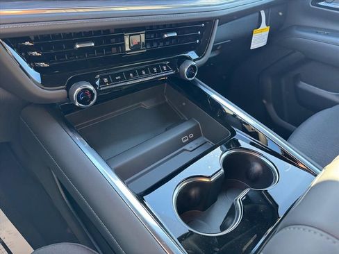 New 2026 Chevrolet Tahoe LS image 16