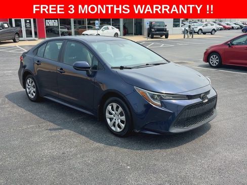 Used 2022 Toyota Corolla LE FWD image 2