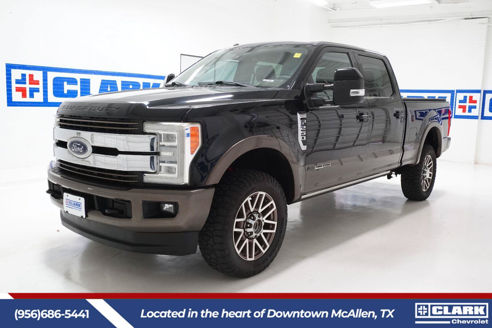 Used 2017 Ford F250 King Ranch w/ King Ranch Ultimate Package AWD/4WD image 1