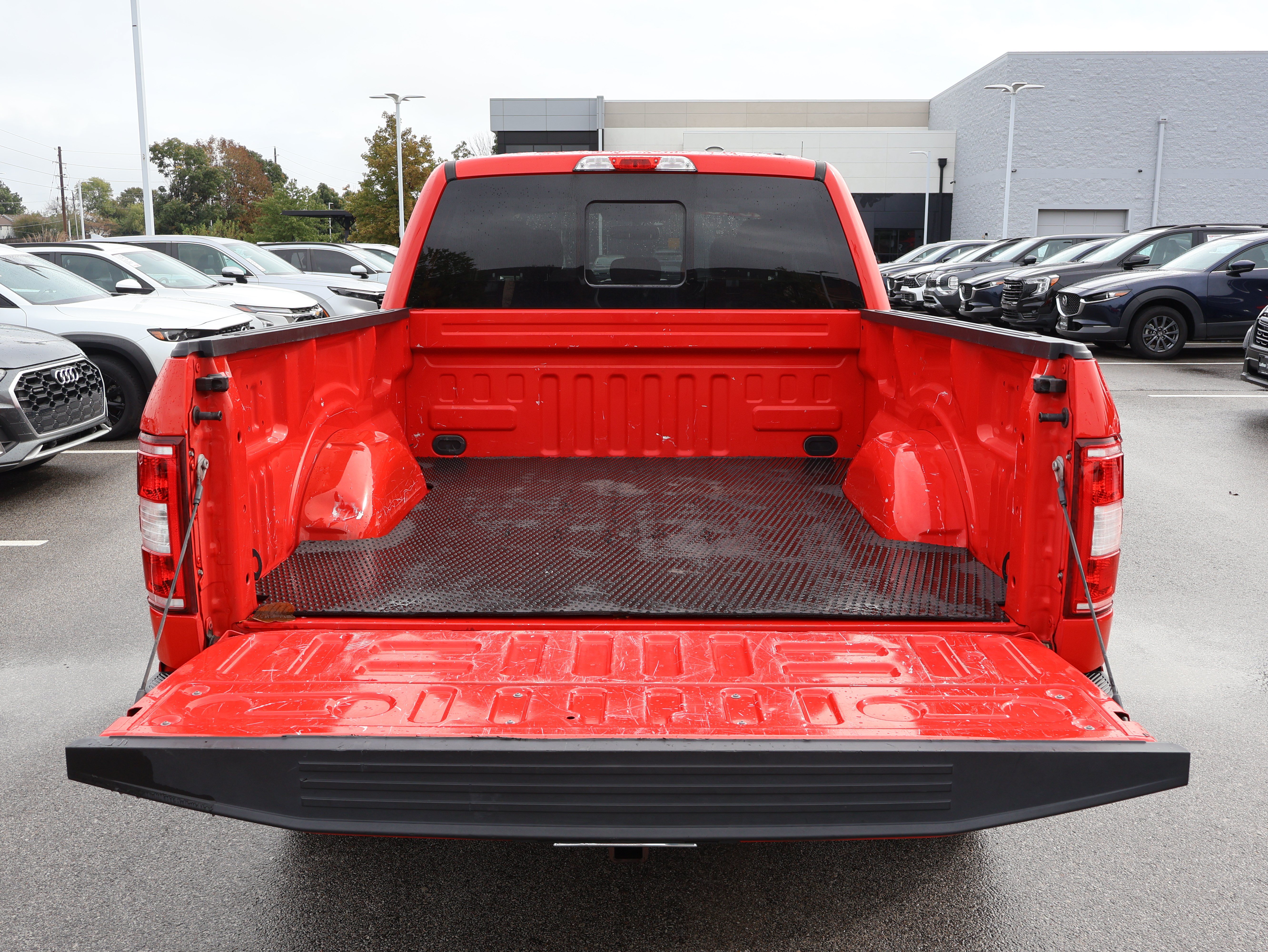 Used 2019 Ford F150 XLT w/ Equipment Group 302A Luxury AWD/4WD image 8