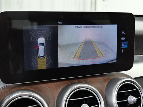 Certified 2021 Mercedes-Benz GLC 300 4MATIC image 28