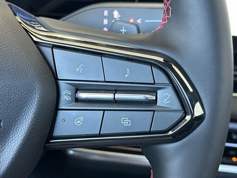 New 2026 Chevrolet Equinox RS FWD image 29