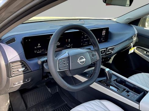 New 2026 Nissan Sentra SL w/ Floor Mat Package FWD image 16