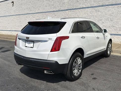 Used 2018 Cadillac XT5 Luxury w/ Driver Awareness Package FWD image 7