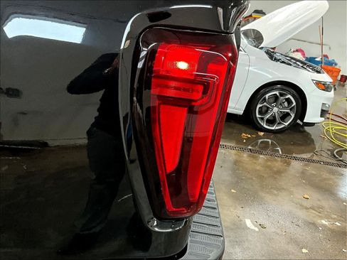 Used 2023 GMC Sierra 2500 Denali w/ Denali Ultimate Package image 35