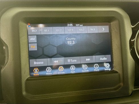 Used 2023 Jeep Wrangler Unlimited Sport AWD/4WD image 25