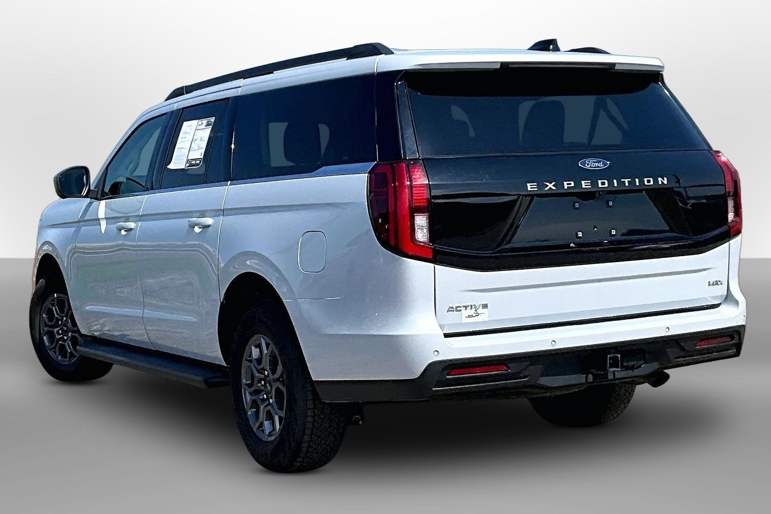 Used 2025 Ford Expedition Max Active RWD image 10