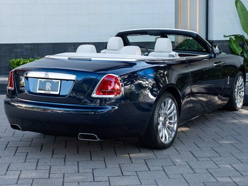 Certified 2020 Rolls-Royce Dawn RWD image 20