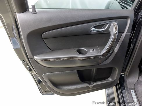 Used 2012 GMC Acadia Denali image 21