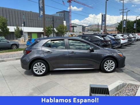 Used 2023 Toyota Corolla SE FWD image 2