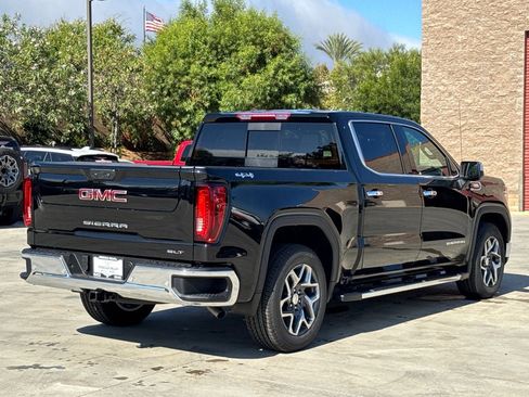 Used 2026 GMC Sierra 1500 SLT w/ SLT Premium Plus Package AWD/4WD image 14