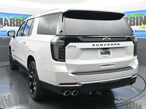 New 2025 Chevrolet Suburban High Country image 4