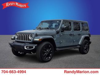 Used 2025 Jeep Wrangler Unlimited Sahara video 1