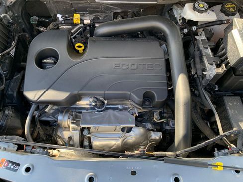 Used 2025 Chevrolet Equinox LT image 31