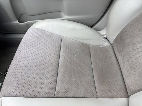 Used 2012 Toyota Camry XLE w/ Leather Pkg image 26