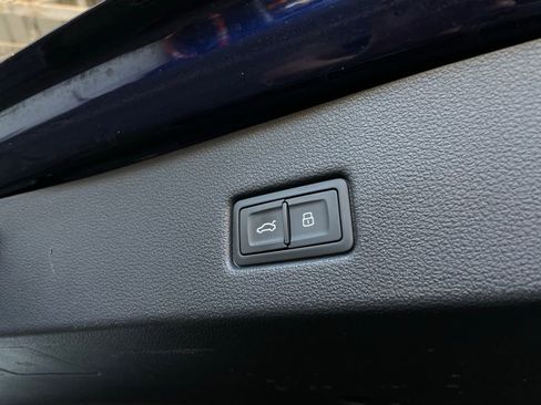 Used 2021 Audi RS 7 Sportback w/ Black Optic Package image 27