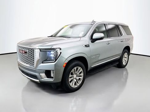 Used 2024 GMC Yukon Denali w/ Max Trailering Package image 4