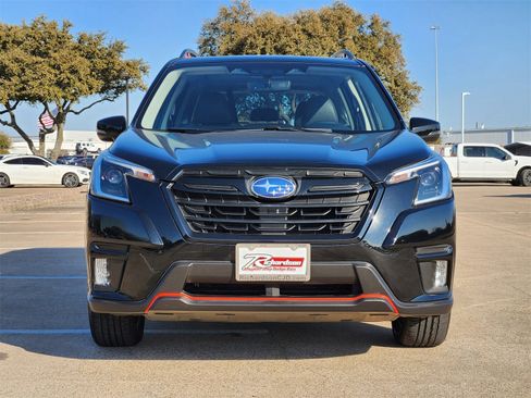 Used 2024 Subaru Forester Sport image 7