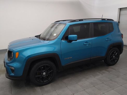 Used 2020 Jeep Renegade Latitude image 2