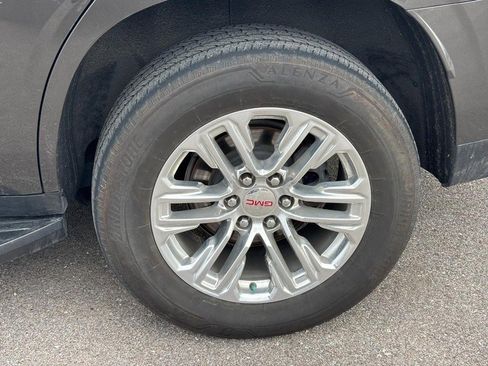 Used 2021 GMC Yukon SLT w/ SLT Luxury Plus Package image 9