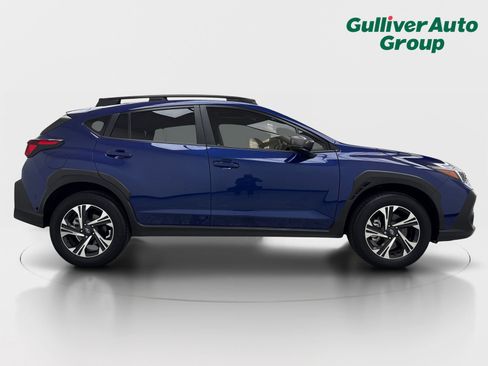 Used 2025 Subaru Crosstrek 2.5i Premium AWD/4WD image 10