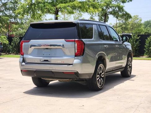 Used 2024 GMC Yukon AT4 w/ Technology Package AWD/4WD image 6
