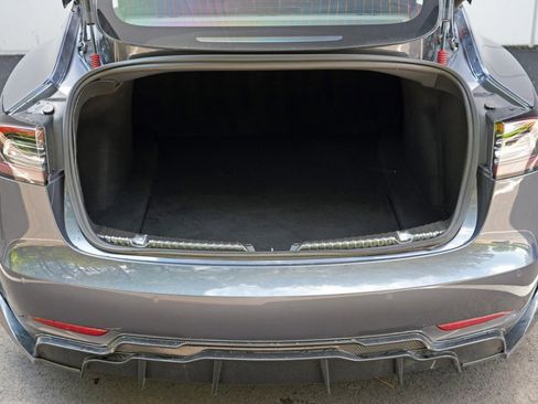 Used 2018 Tesla Model 3 Long Range RWD image 10