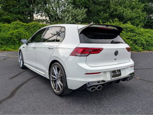 Used 2024 Volkswagen Golf R AWD/4WD image 8