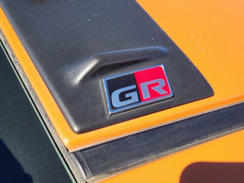 Certified 2023 Toyota GR86 10th Anniversary SE image 13