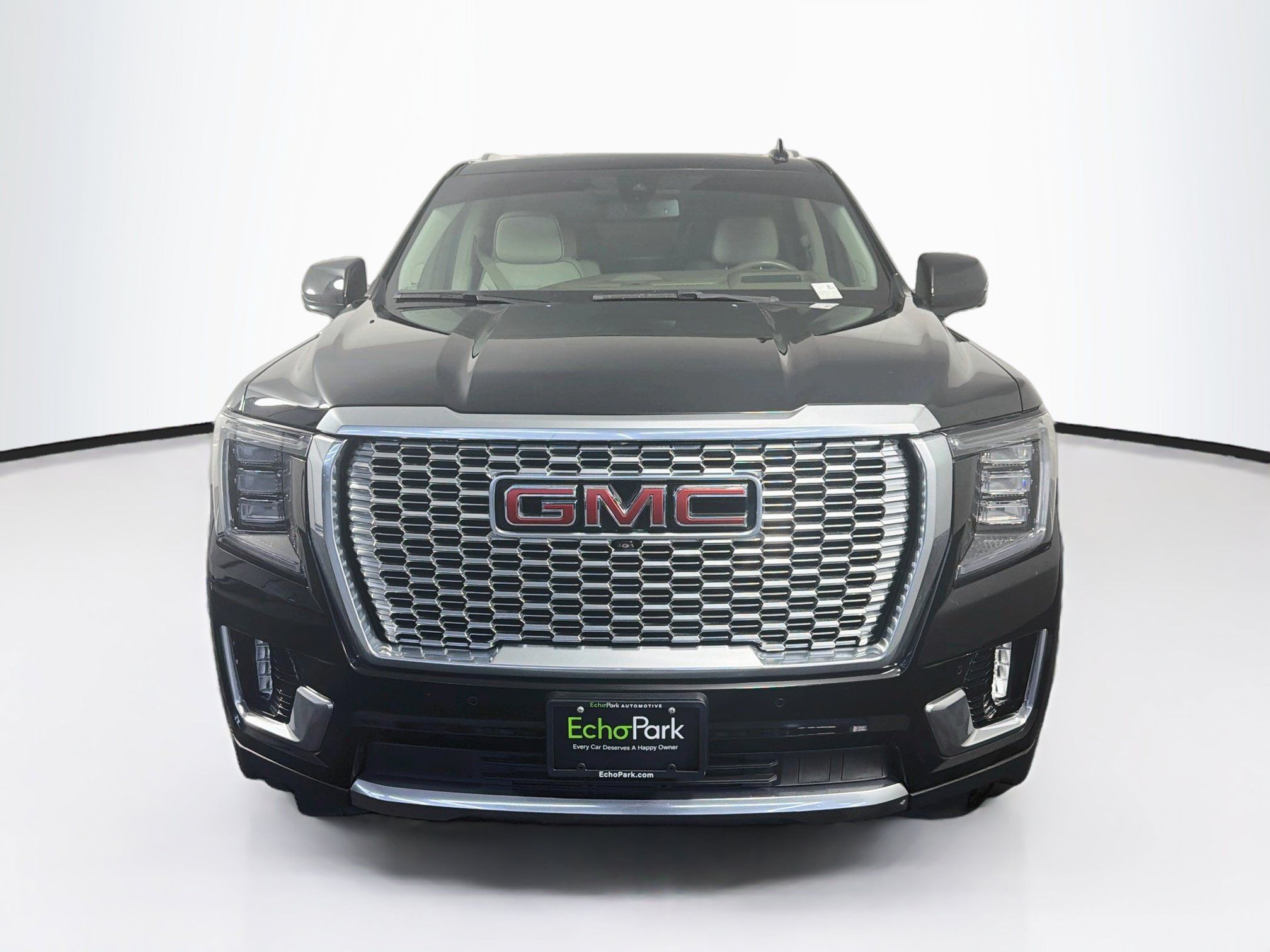 Used 2022 GMC Yukon Denali AWD/4WD image 2