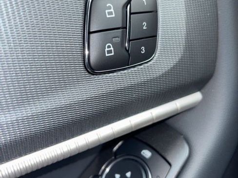 New 2026 Ford Explorer ST-Line w/ ST-Line Street Pack image 37