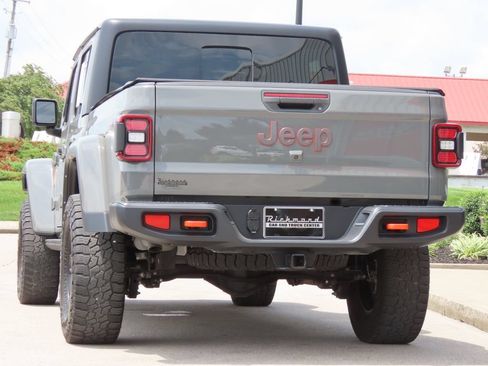 Used 2022 Jeep Gladiator Mojave w/ LED Lighting Group AWD/4WD image 13