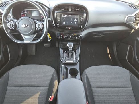 Used 2020 Kia Soul GT-Line FWD image 26