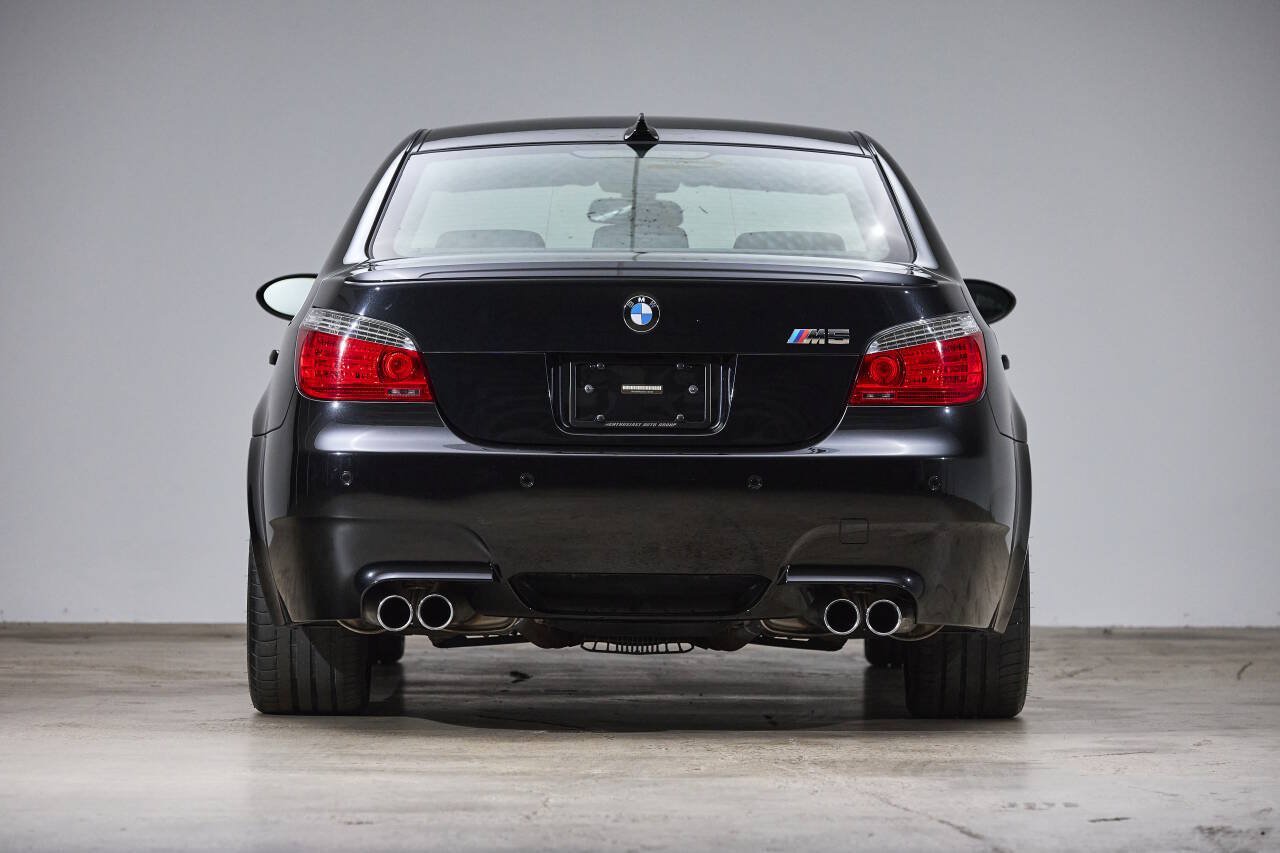 Used 2008 BMW M5 RWD image 8
