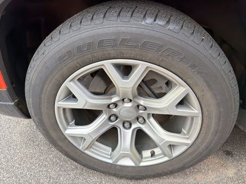 Used 2022 Jeep Wagoneer Series I w/ Premium Group I image 11