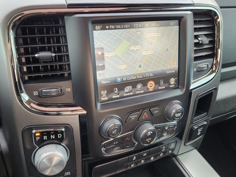 Used 2015 RAM 1500 Sport w/ Black Ram 1500 Sport Group image 13