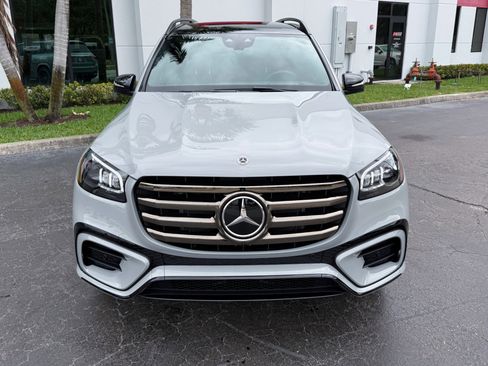 Used 2025 Mercedes-Benz GLS 580 GLS 580 image 12
