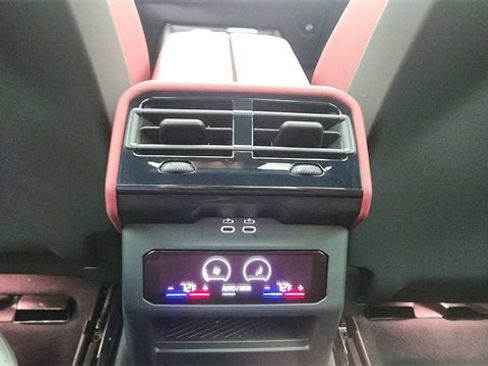 Used 2026 BMW 540i xDrive image 39