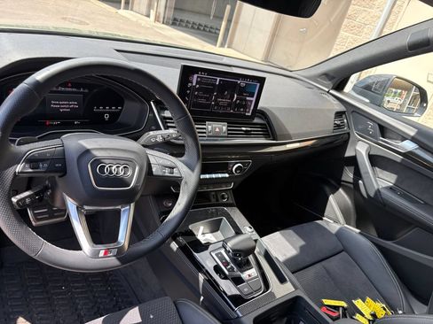 Used 2024 Audi SQ5 Prestige AWD/4WD image 19